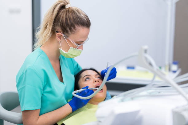 Best Emergency Tooth Extraction  in Pho, IL